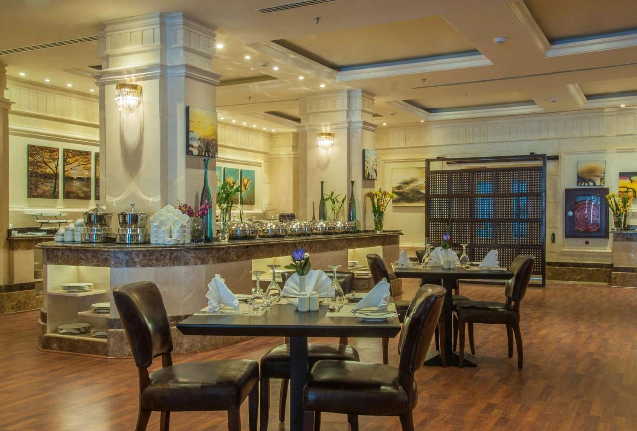 Radisson Blu Hotel, Dhahran Al-Chubar Zewnętrze zdjęcie
