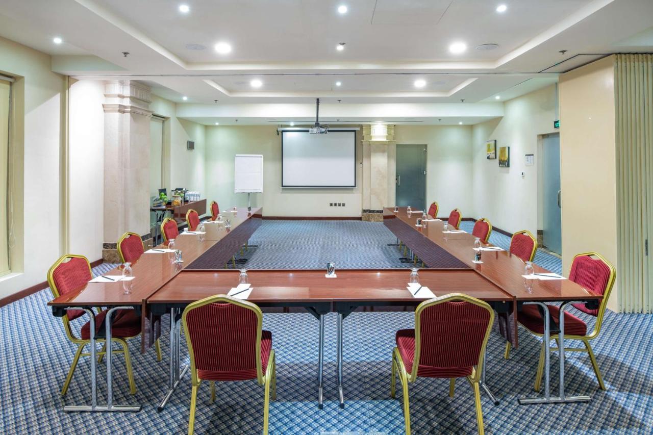 Radisson Blu Hotel, Dhahran Al-Chubar Zewnętrze zdjęcie